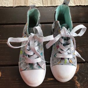 Cat & jack high tops size 11